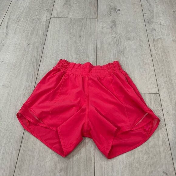 Lululemon women’s hot pink shorts size 2 - Picture 1 of 8